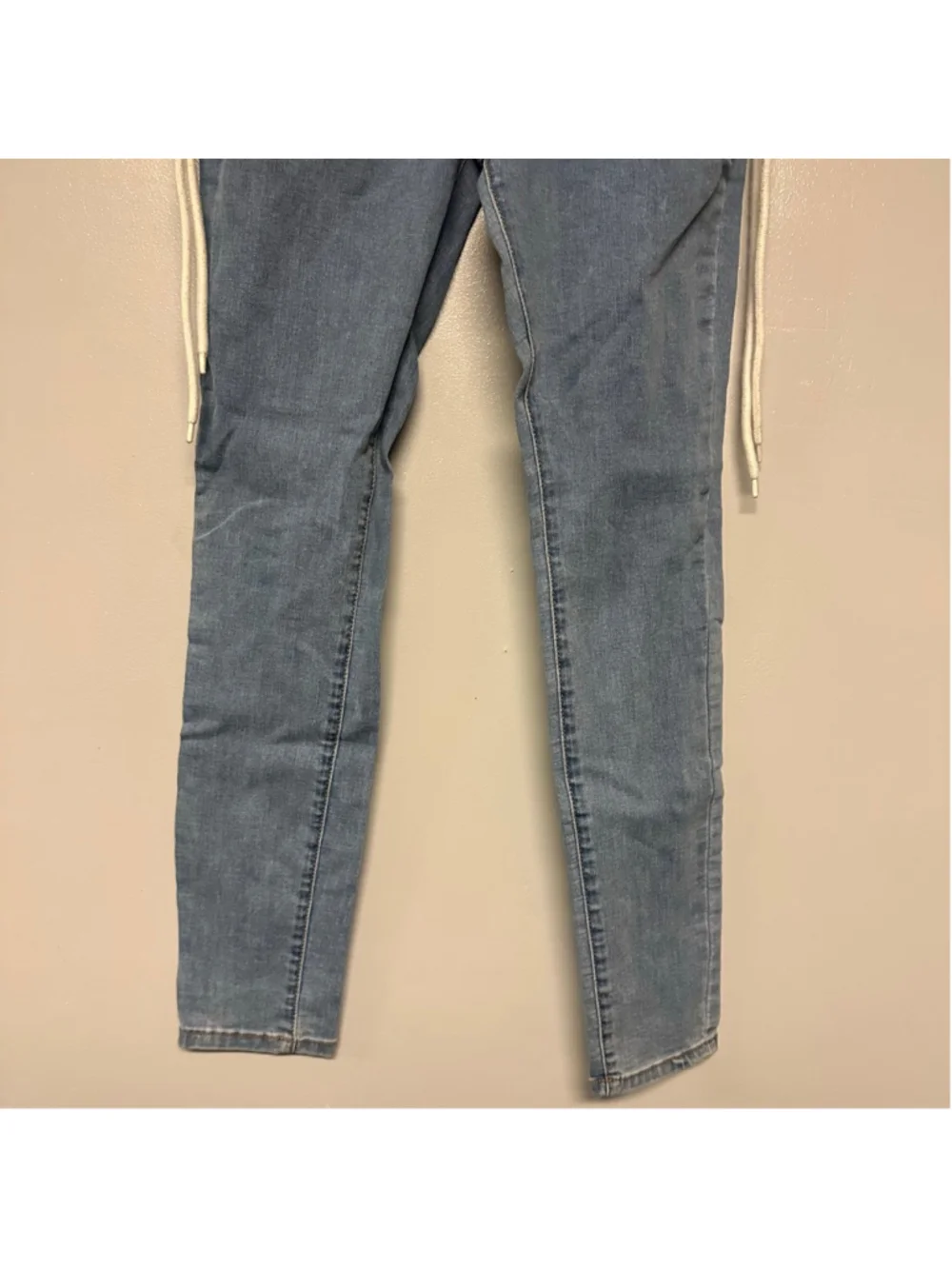My Boo Blue Skinny Jeans White Lace-Up Detail Size small waist 15” inseam 30” - Picture 5 of 8
